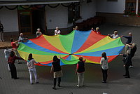 Teilnehmerinnen und Teilnehmer bei der bewegten Pause, Foto: Thilo Knaack Teilnehmerinnen und Teilnehmer bei der bewegten Pause, Foto: Thilo Knaack